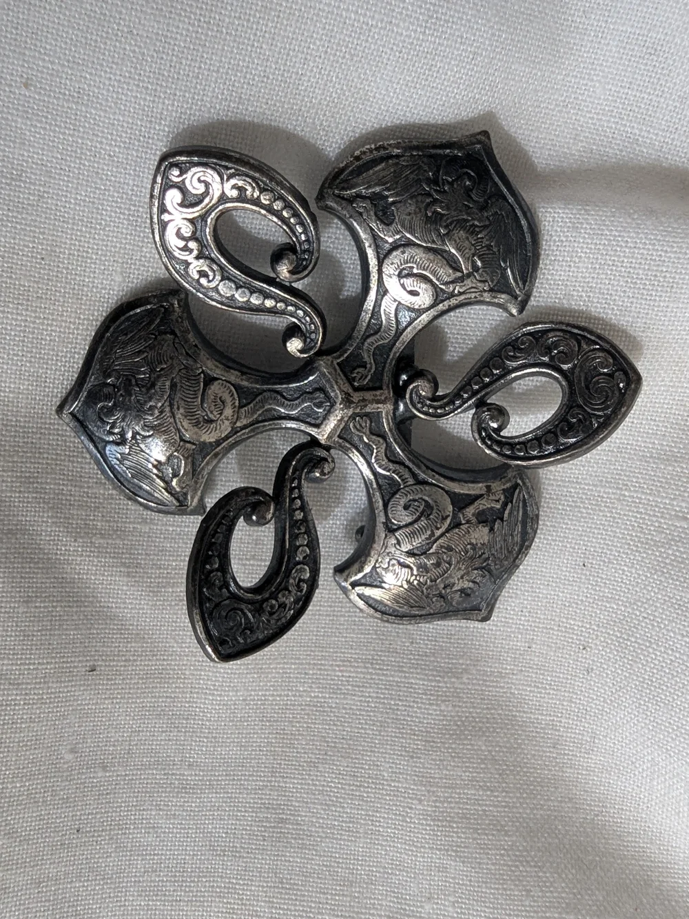 Antique-Style Ornate Silver Octopus Tentacle Cross Royal Brooch